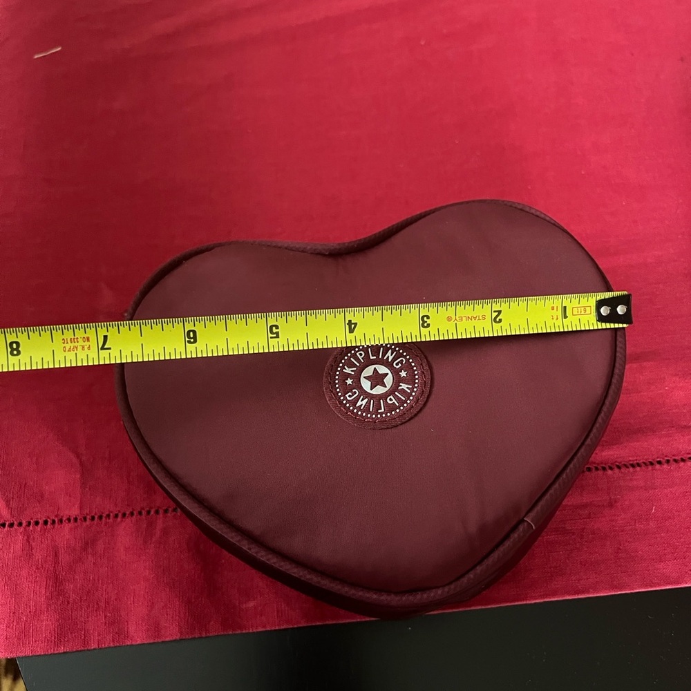 Kipling's heart pouch